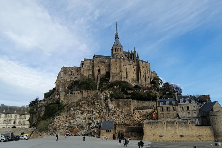 Private Full Day Tour to Mont Saint Michel