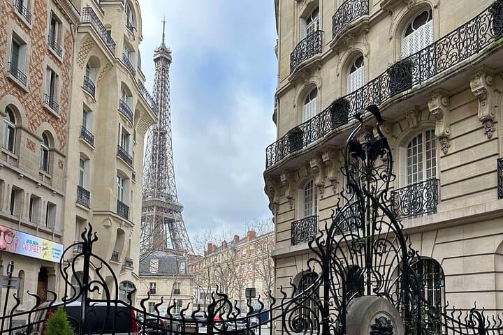Private History Tour of Architecture in Paris