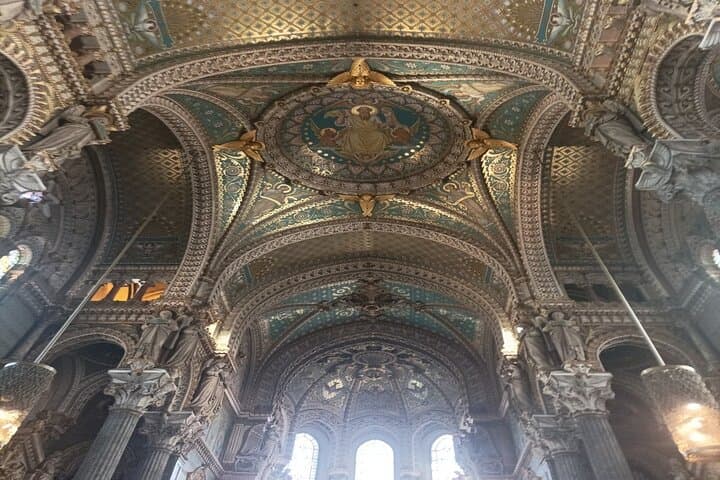 Private tour of Lyon on Fourvière hill - 2 hours