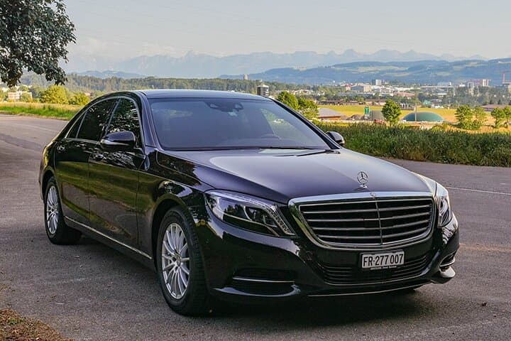 Private transfer from Chamonix, France to Geneva Airport