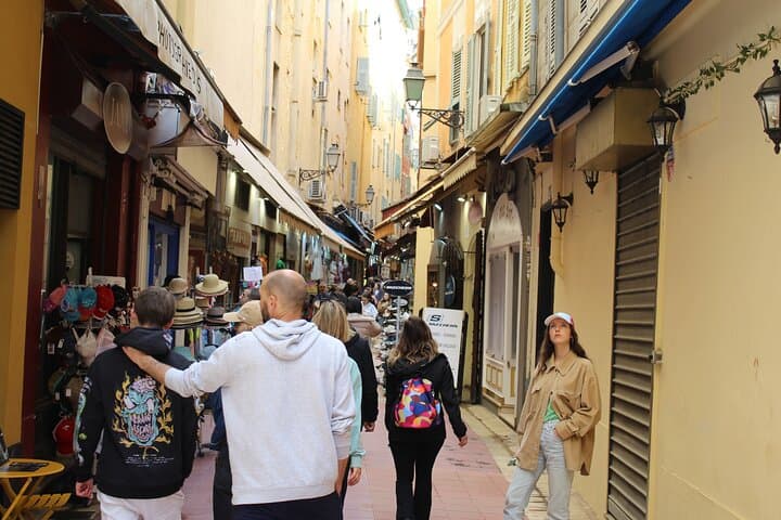 Private Half Day Walking Tour in Old Nice France with Local Guide
