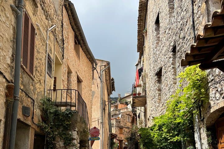 Villages Médiévaux,Grasse, Gourdon, Tourrettes sur Loup, St Paul