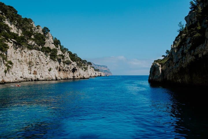 Half Day in Cassis : Calanques Boat Ride, Local Appetizers & Wine