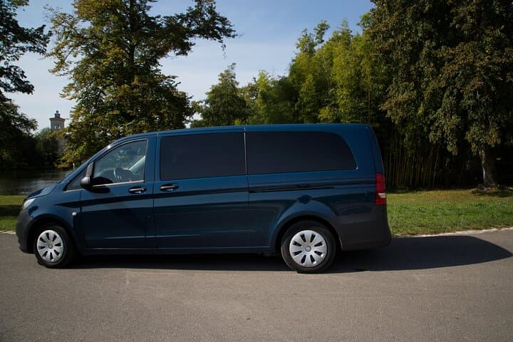 Minivan