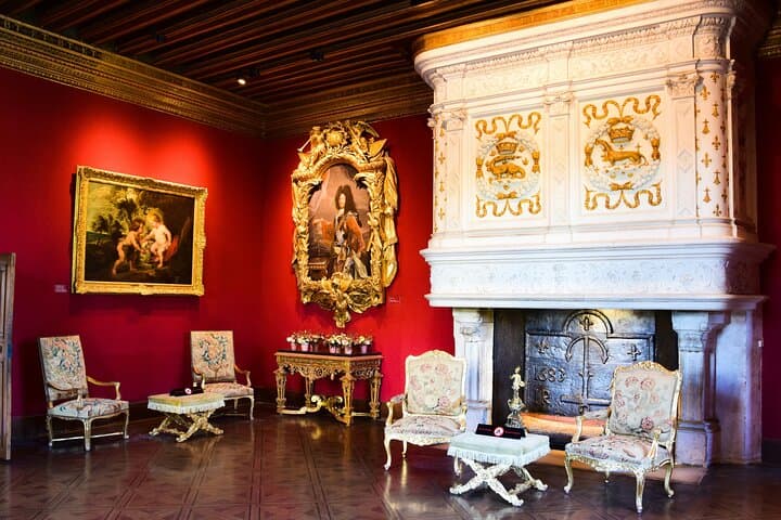 Chenonceaux Château Revealed: Exclusive Walking Tour