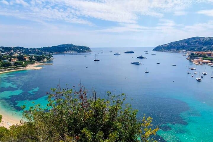 French Riviera Tour by a Classic Car from Nice