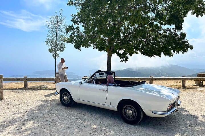 French Riviera Tour by a Classic Car from Nice