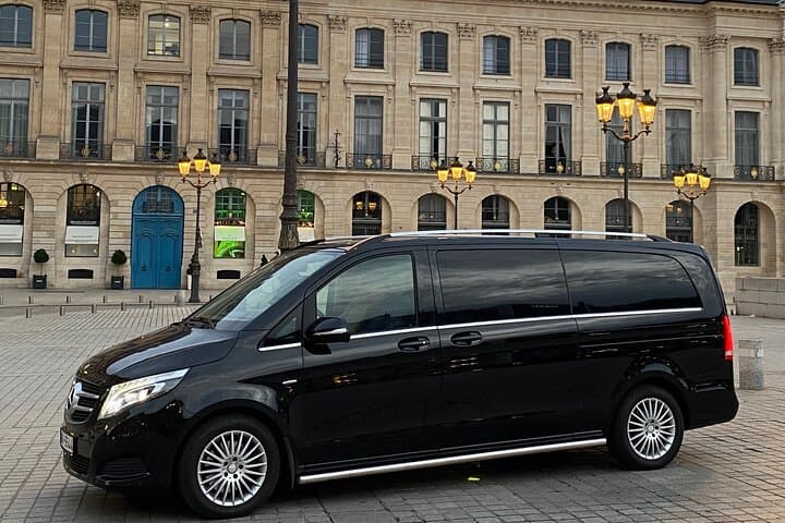 Mercedes minivan