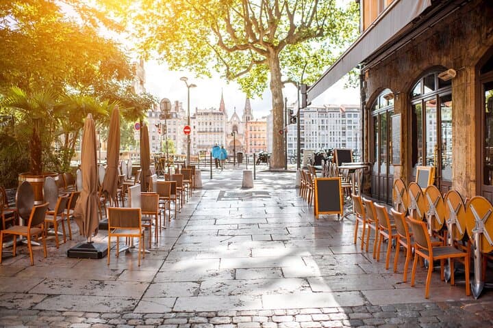 Lyon Old Town Tour with Sightseeing Cruise Tickets