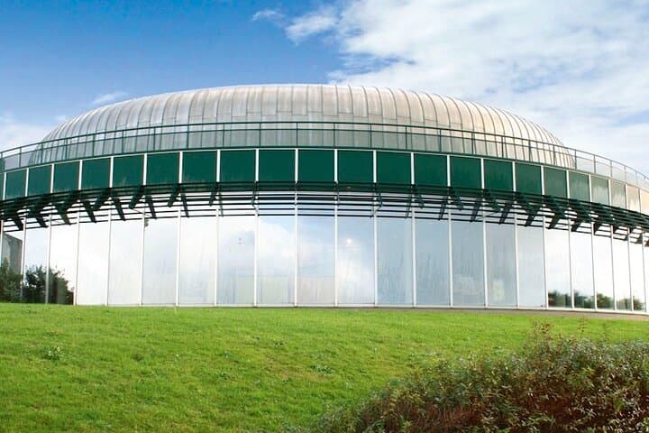 Normandy D-Day Beaches and Caen Memorial Private Tour from Paris