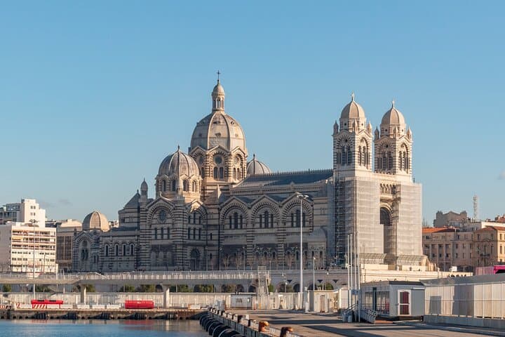 Marseille Scavenger Hunt & Highlights Self-Guided Walking Tour
