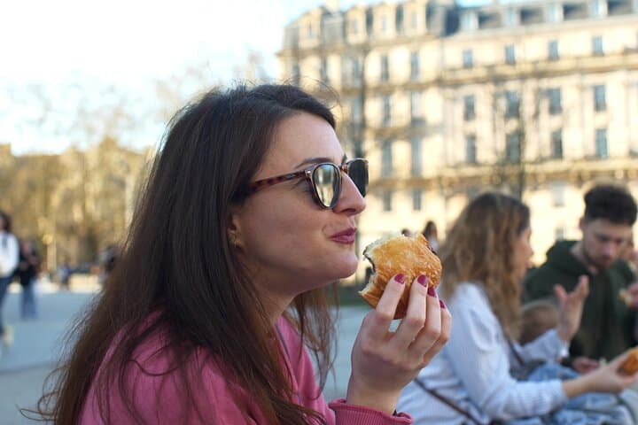Bordeaux Afternoon Food Tour : Sweets, Wine and Cheese