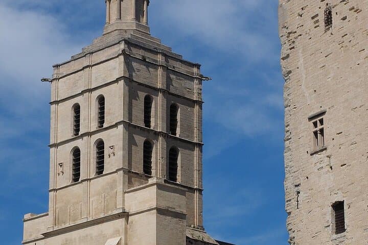 Avignon Old Town Private Historic Walking Tour