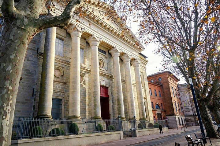 Toulouse Quest: A Love Story Parted by War
