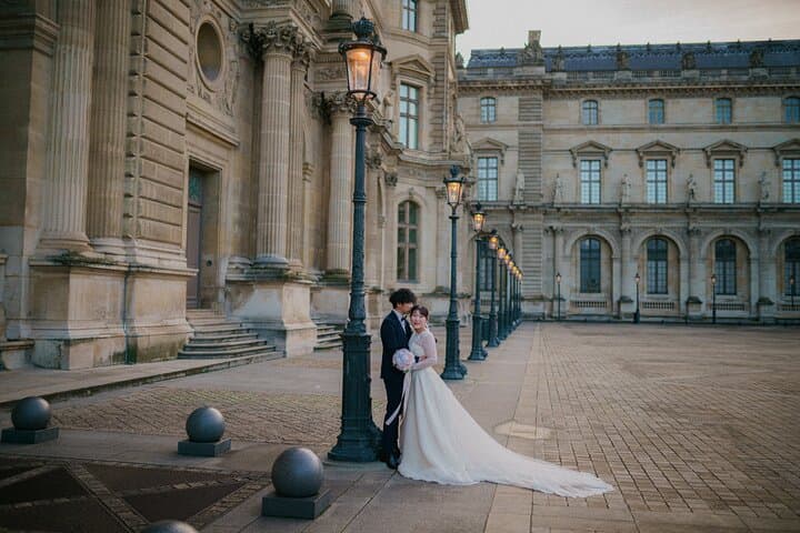 Photoshoot with a Pro Photographer in Paris