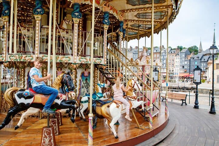 Private Excursion to Honfleur and Deauville From Le Havre Port