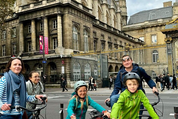 Paris Main Sights Bike Tour