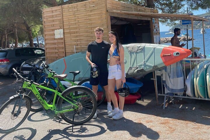 Paddle and electric bike activity in Villefranche