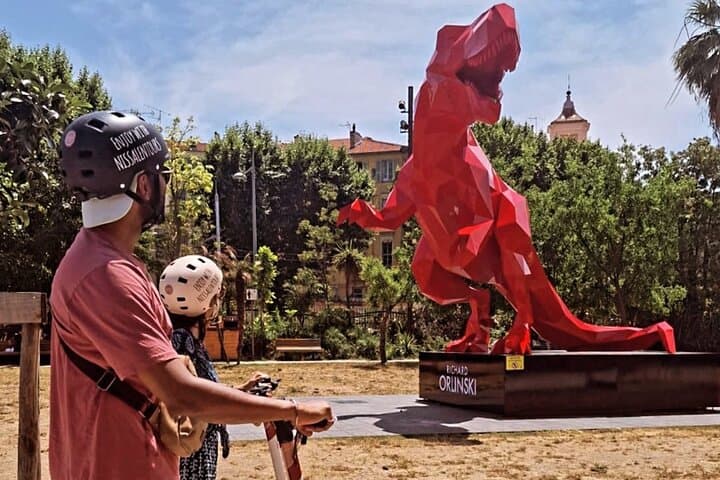 Excursion on electric scooter in Nice - The Unmissable