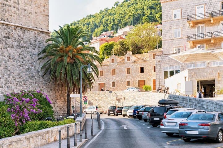 Explore Antibes in 60 minutes with a Local
