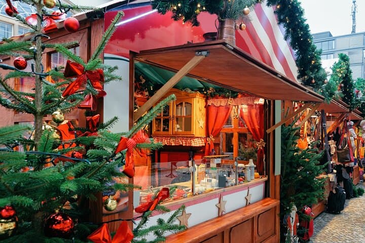 Christmas Market Rouen Track Game