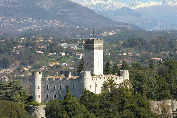 French Culture Tour in 3 Iconic Perched Villages from Antibes pt.
