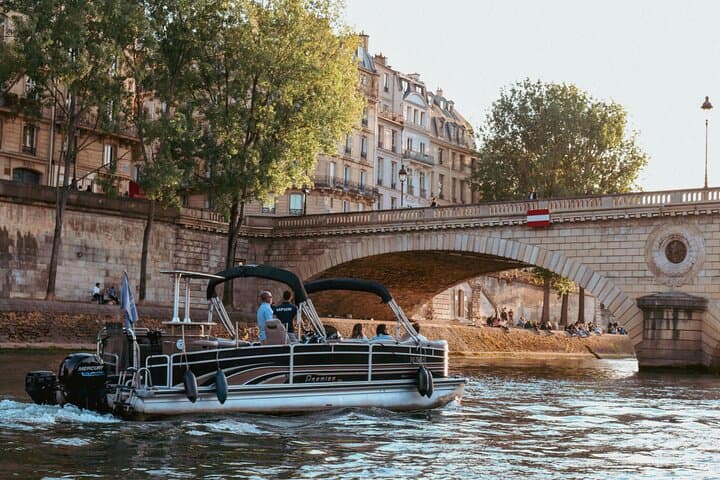 Private cruise in Paris