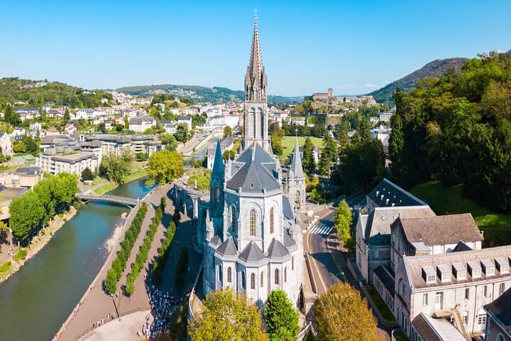 Lourdes Guided Tour Pickup Option from Toulouse or San Sebastián
