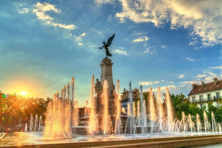 Dijon Scavenger Hunt & Highlights Self-Guided Walking Tour