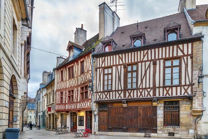 Dijon Scavenger Hunt & Highlights Self-Guided Walking Tour