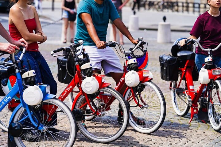 Electric Vintage Solex Tour – Canal Saint-Martin & Le Marais