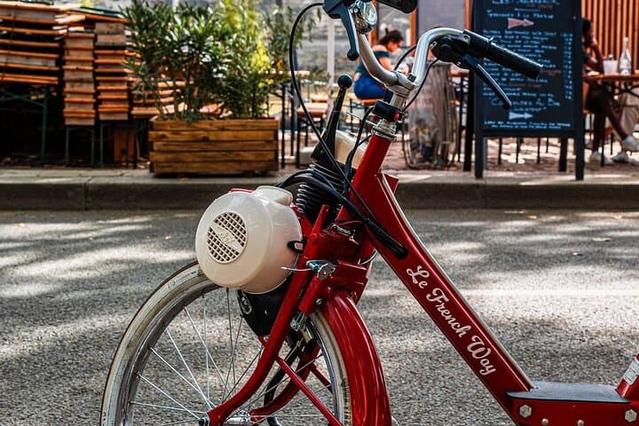Electric Vintage Solex Tour – Canal Saint-Martin & Le Marais