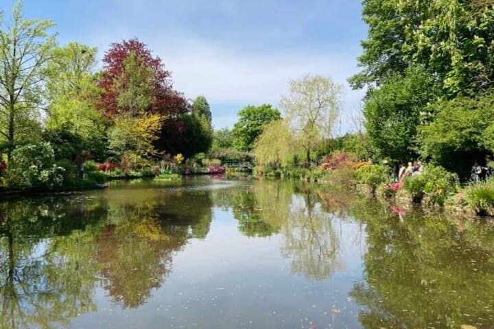 Half Day Giverny Monet's Gardens Tour