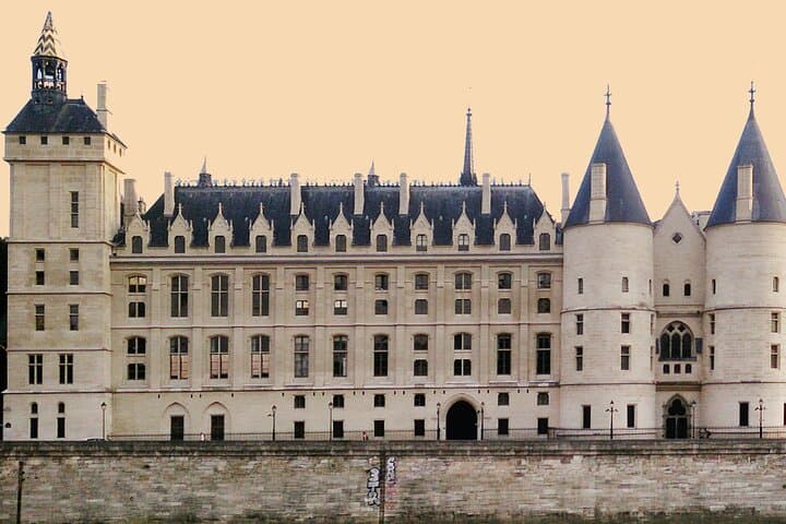 Sainte Chapelle & Conciergerie Private Guided Tour