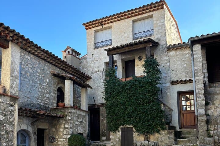 Private Full Day Tour of Médiéval Villages