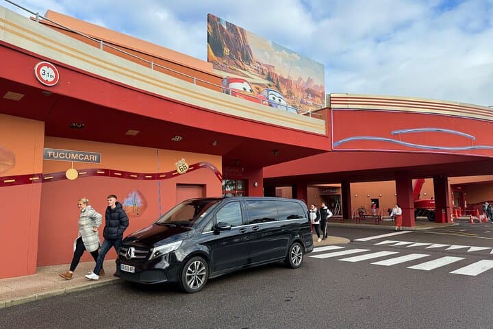 Airport transfer of Charles de Gaulle or Orly to or from Disney