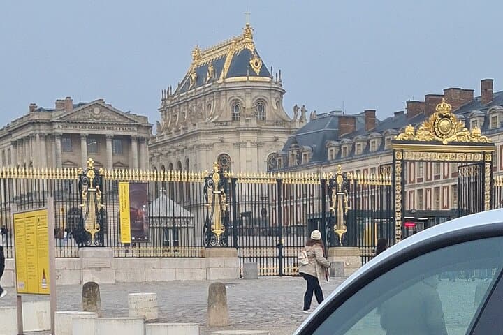 Private Transfer Paris → Versailles Palace | One-Way EV