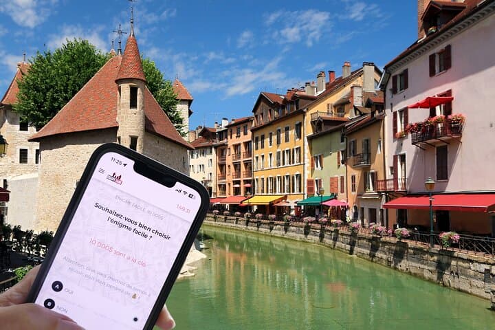 Escape game outdoor robbery in Annecy