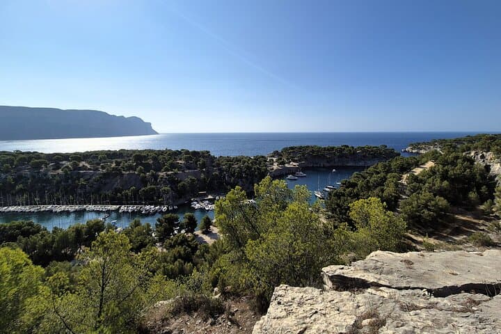 Coves and views of the Bay of Cassis