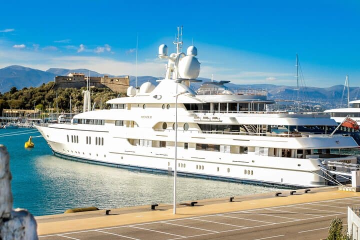 Antibes - port vauban dock of the billionaires
