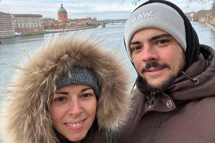 Toulouse Quest: A Love Story Parted by War
