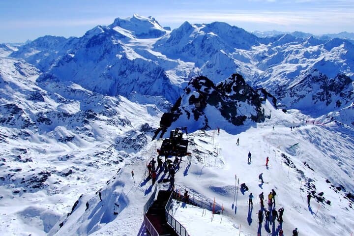Megève to Zermatt (Tasch) one way Private Transfer