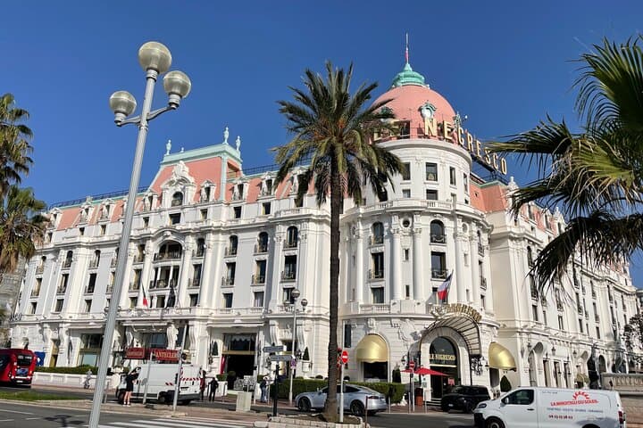 Walking Tour in Nice France