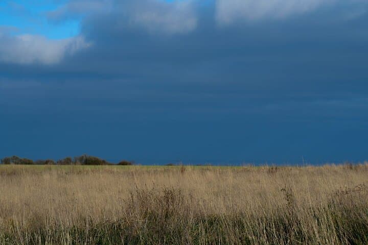 D-Day Private Full-Day E-Bike Tour: Omaha Beach & Pointe du Hoc