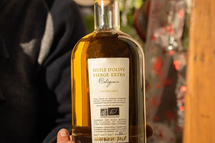 Extra Virgin Olive Oil tasting and fruit discovery