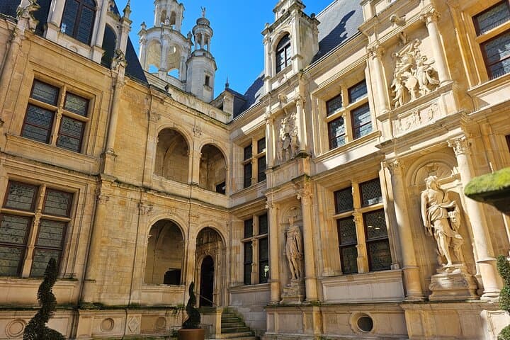 Walking Tour of Caen Special Millennium