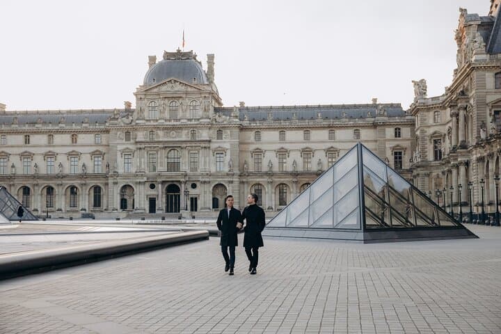 Paris Inclusive LGBTQ+ Couple Photoshoot with Welcoming Local