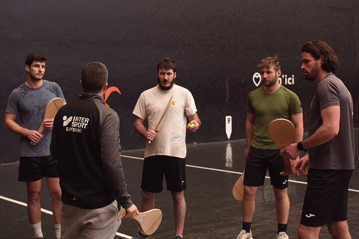 Initiation Pelota Basque in Biarritz