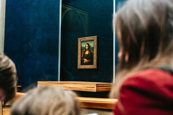 Paris: Louvre Museum Tour Mona Lisa & Iconic Masterpieces