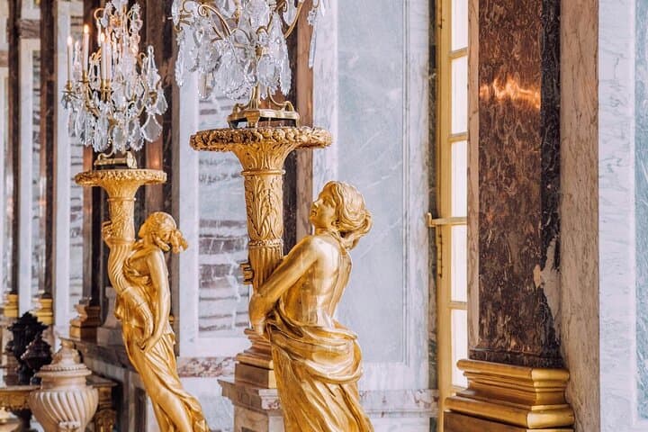 Opulent Versailles Highlights & Market with a Local Expert